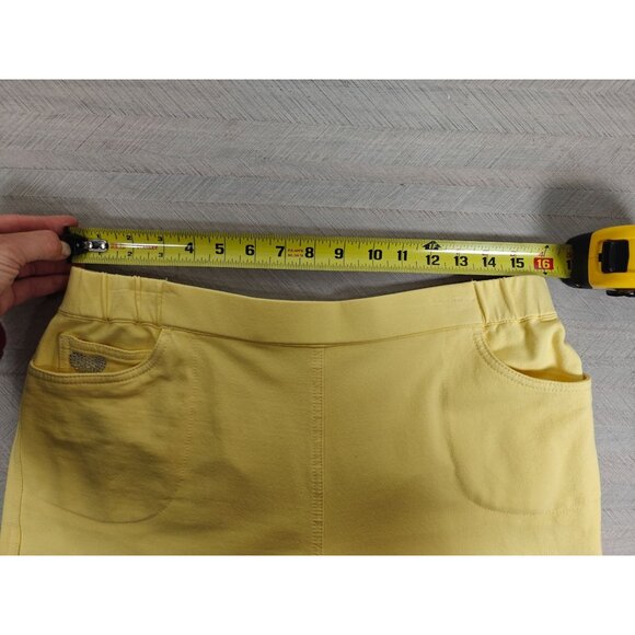 DreamJeannes Quacker Factory  Womens M Yellow Pull On Crop Capri Pants - Picture 9 of 10